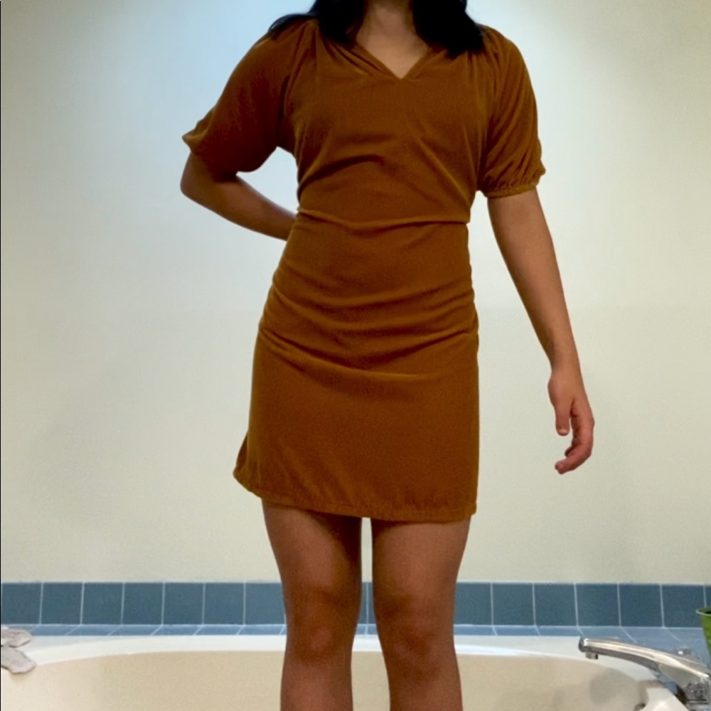 OLD NAVY GOLDEN PUFF-SLEEVE VELVET DRESS
